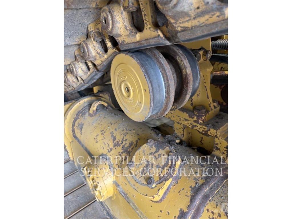 CAT D6T LGP VPAT Pásové dozéry