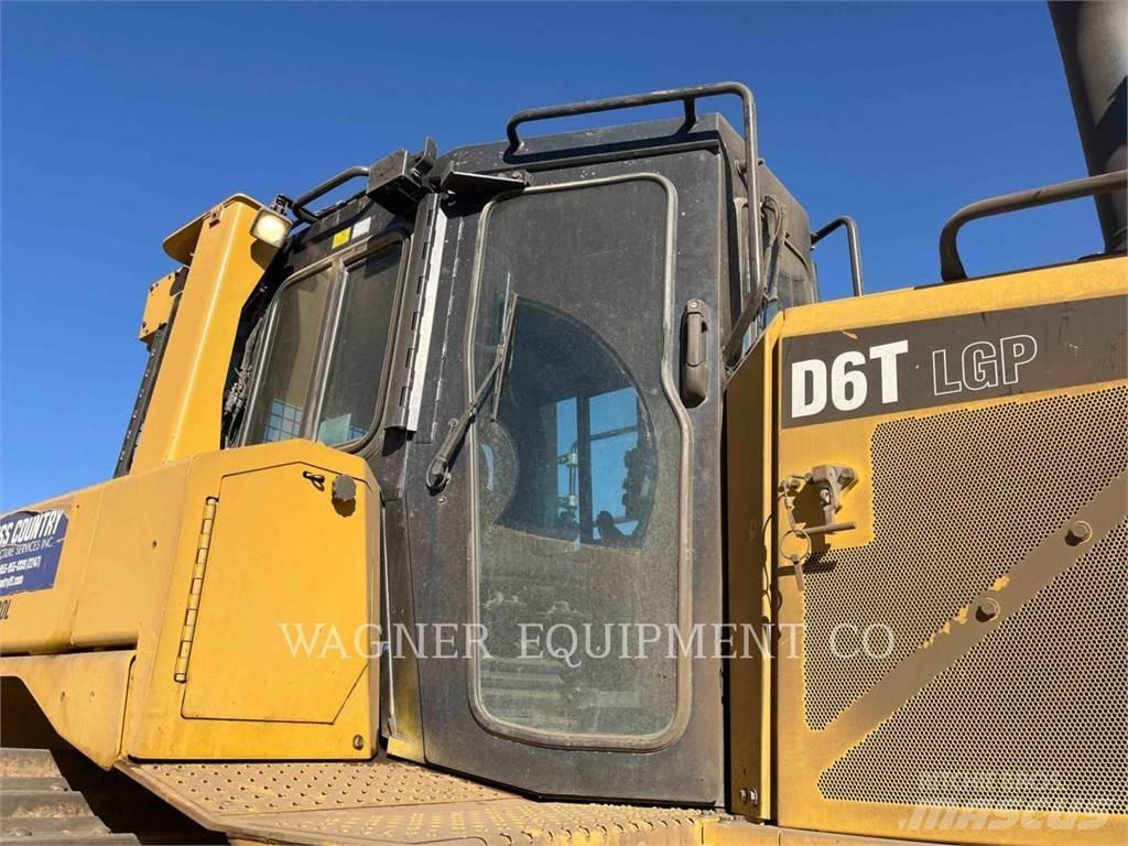 CAT D6T LGPVPT Pásové dozéry