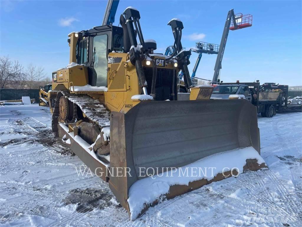 CAT D6T XL Pásové dozéry