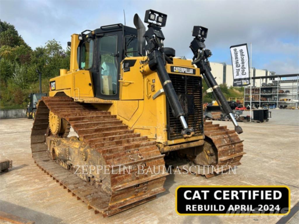 CAT D6TM Pásové dozéry