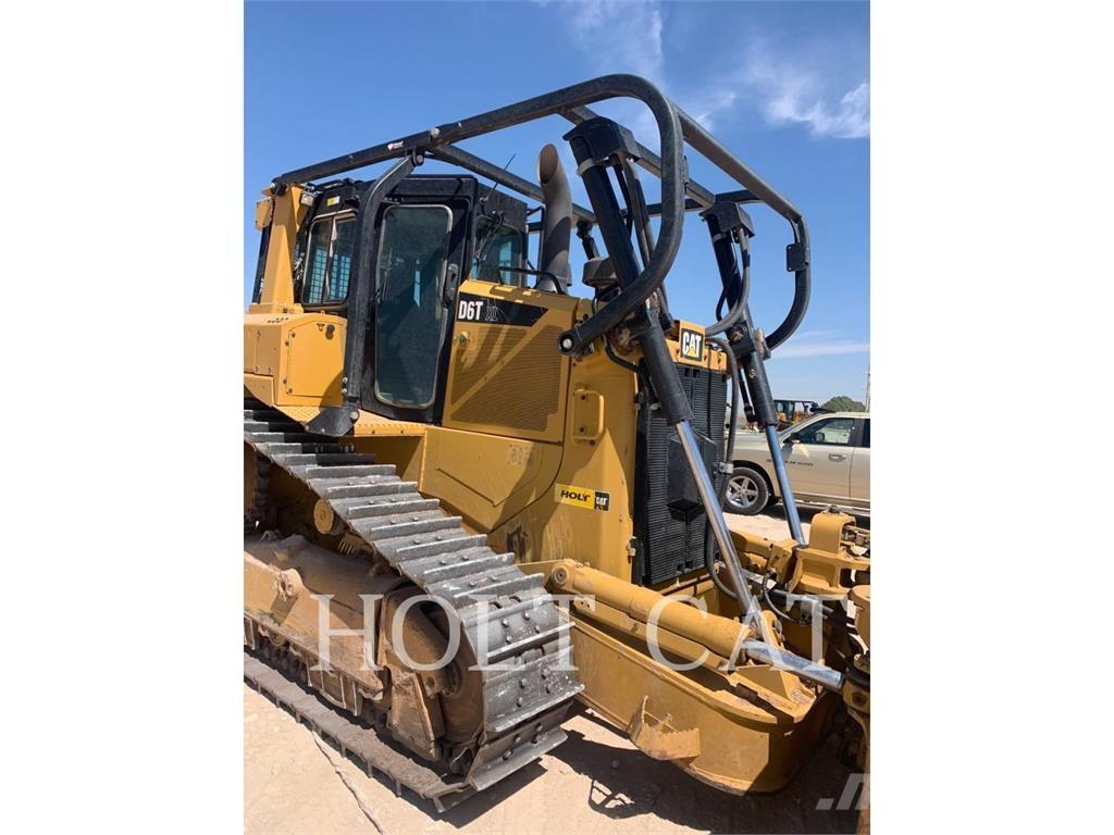 CAT D6TVP Pásové dozéry