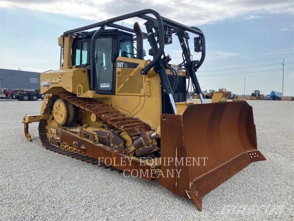 CAT D6TXLSUA Pásové dozéry