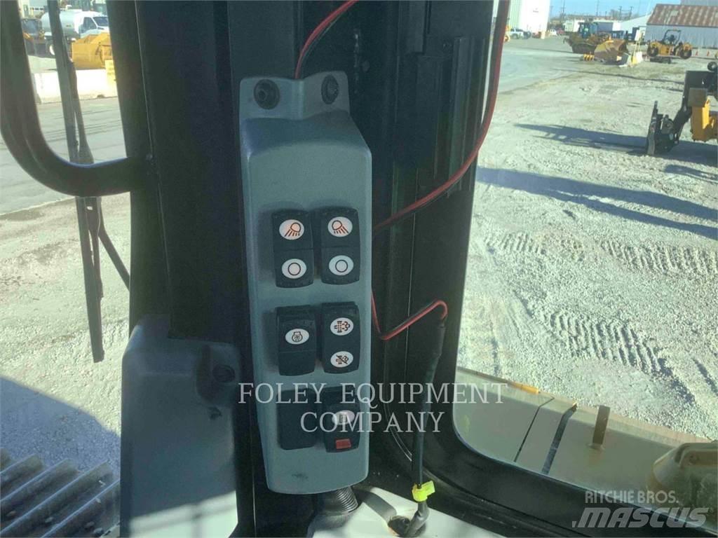 CAT D6TXWVPA Pásové dozéry