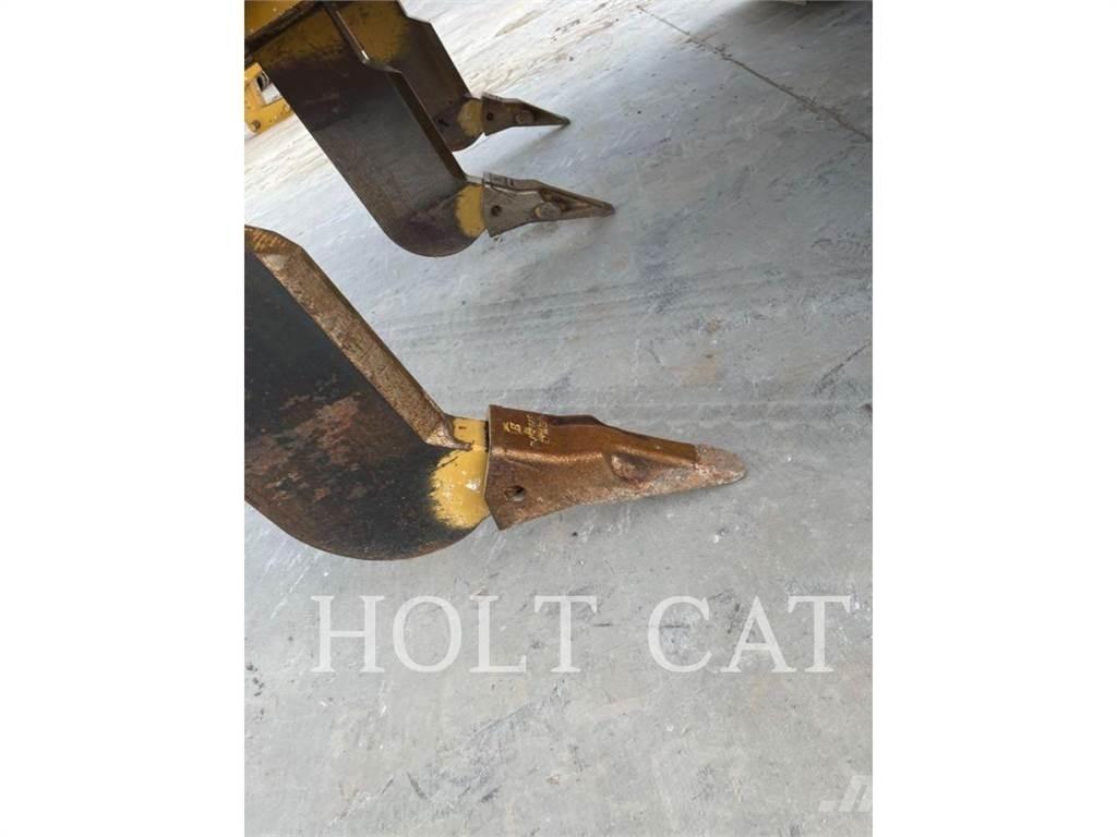 CAT D6XELGPVP3 Pásové dozéry