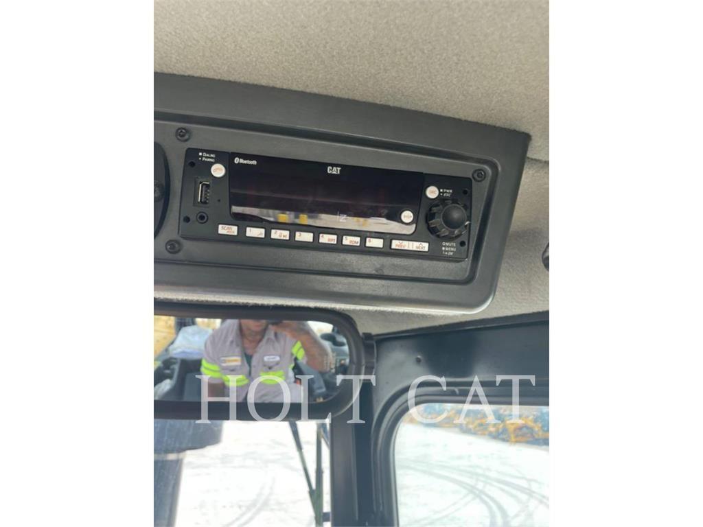 CAT D6XELGPVP3 Pásové dozéry