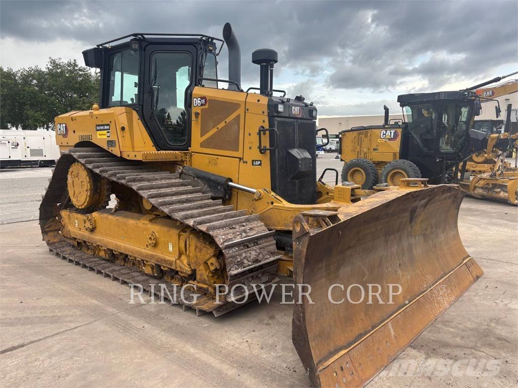 CAT D6XEVPAT Pásové dozéry