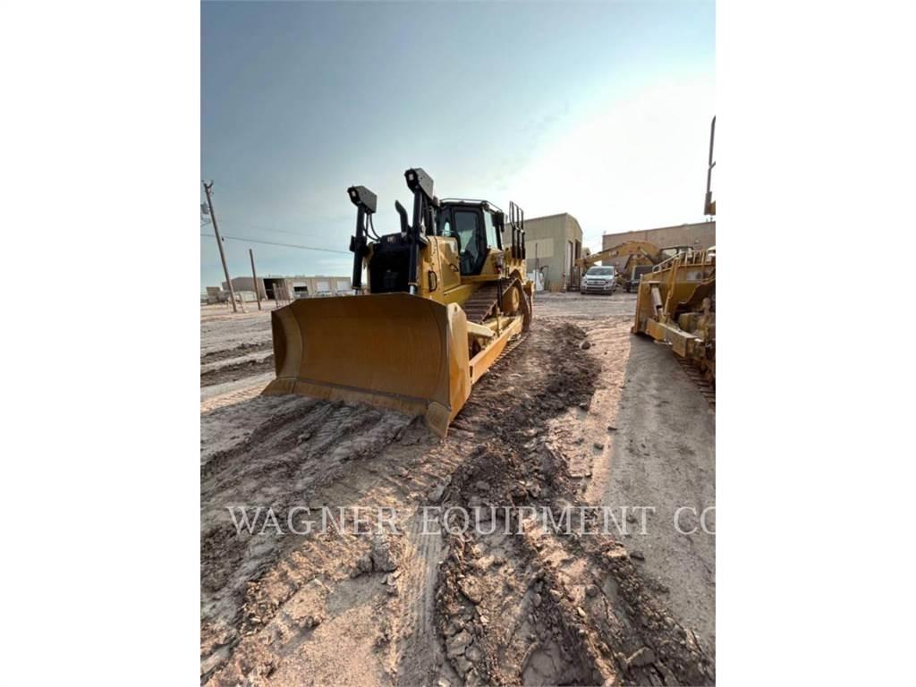 CAT D7 Pásové dozéry