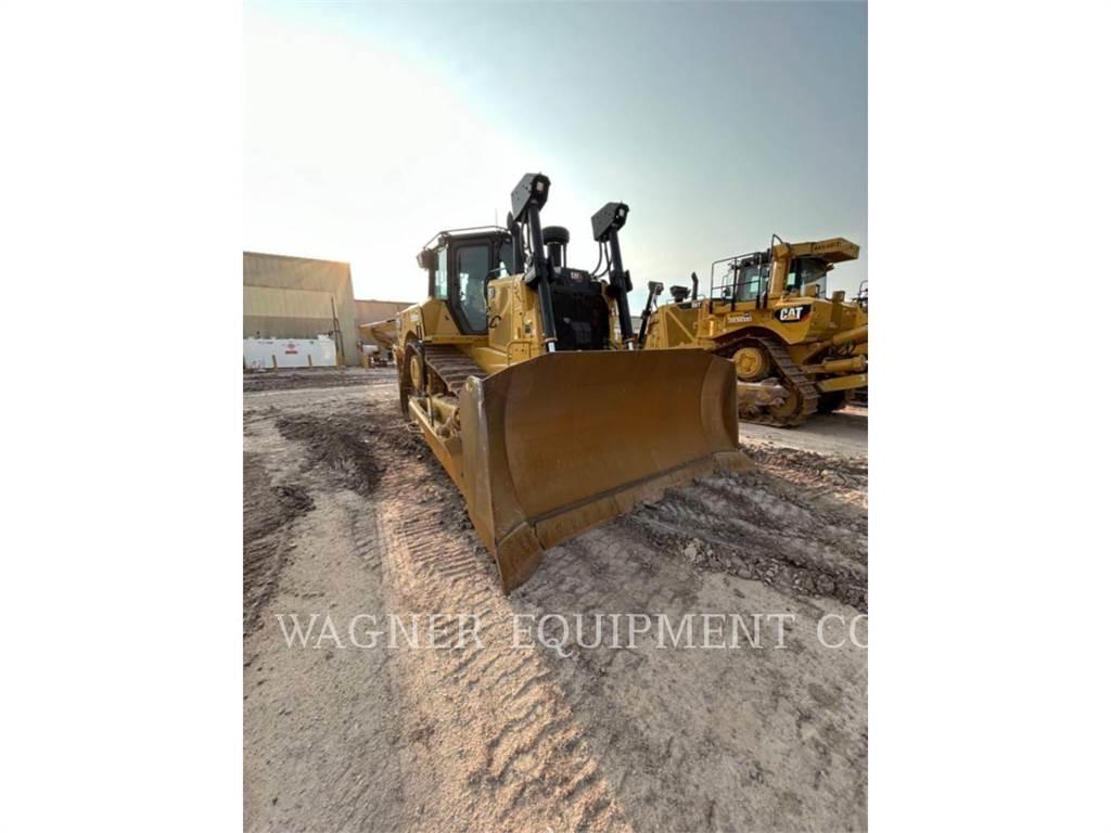 CAT D7 Pásové dozéry