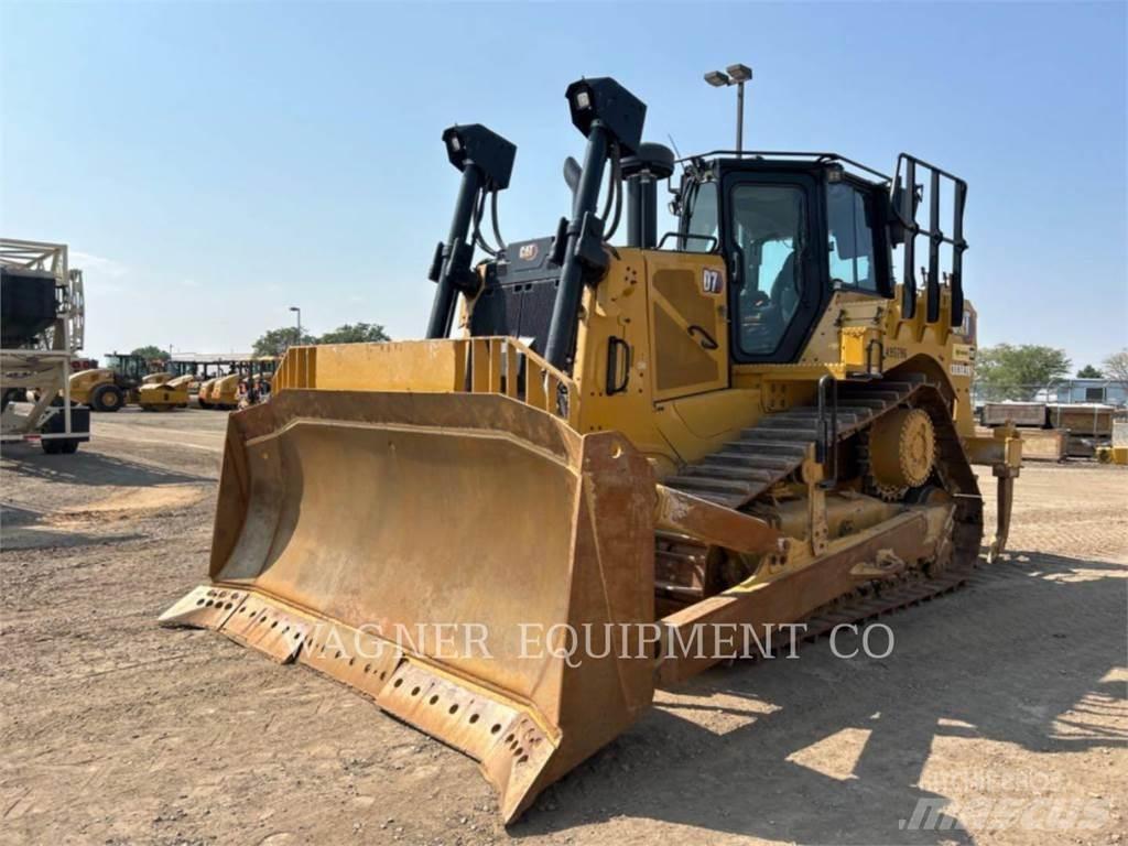 CAT D7 Pásové dozéry