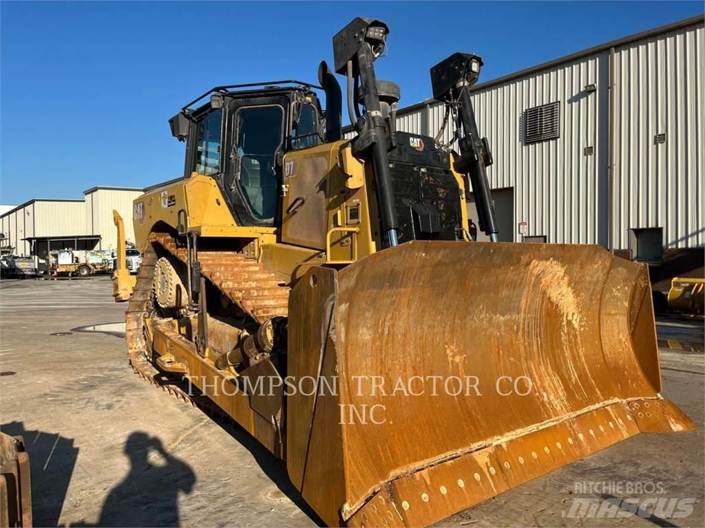 CAT D7-17 Pásové dozéry