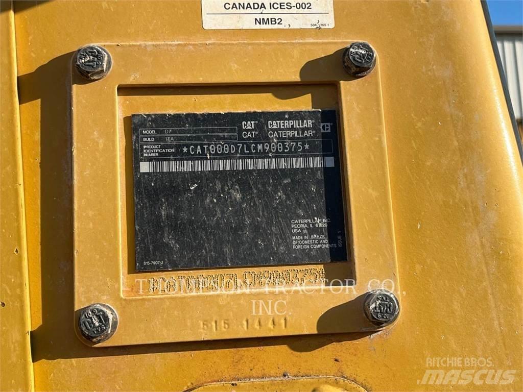 CAT D7-17 Pásové dozéry