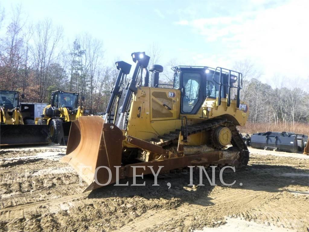 CAT D7-17 Pásové dozéry