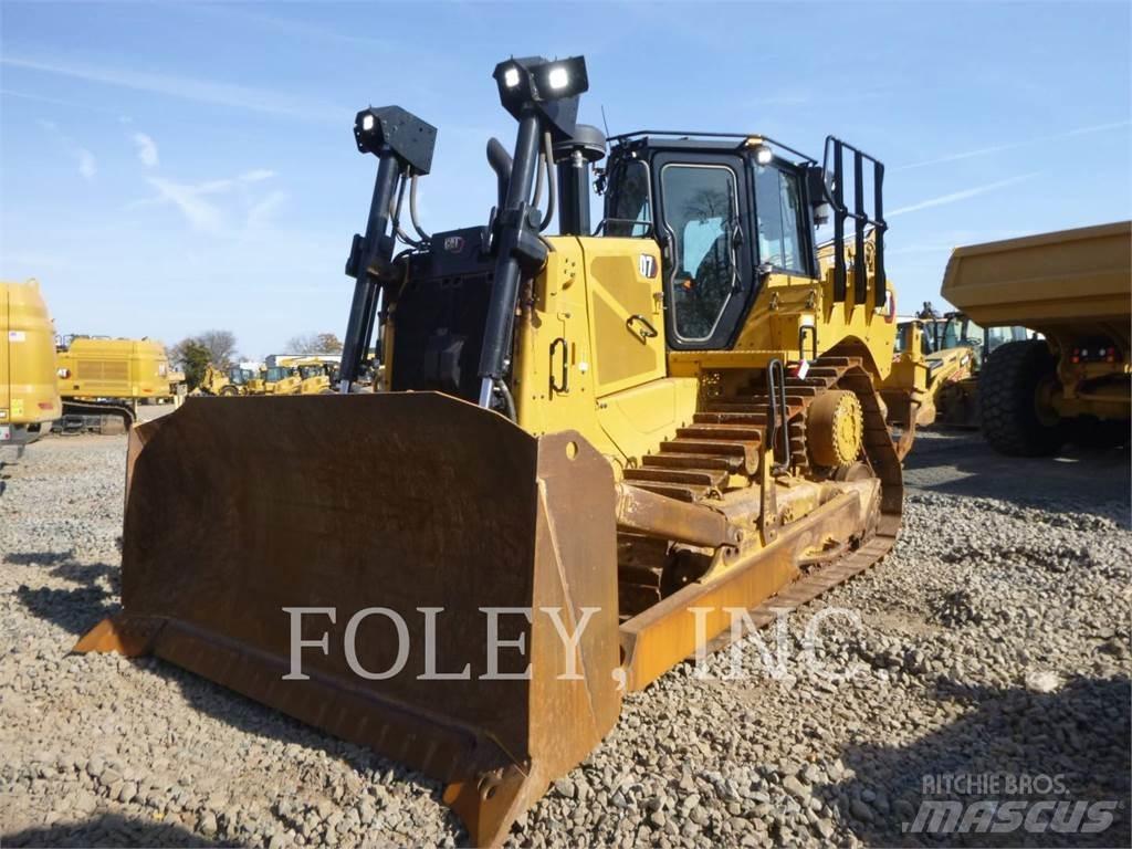 CAT D7-17 Pásové dozéry