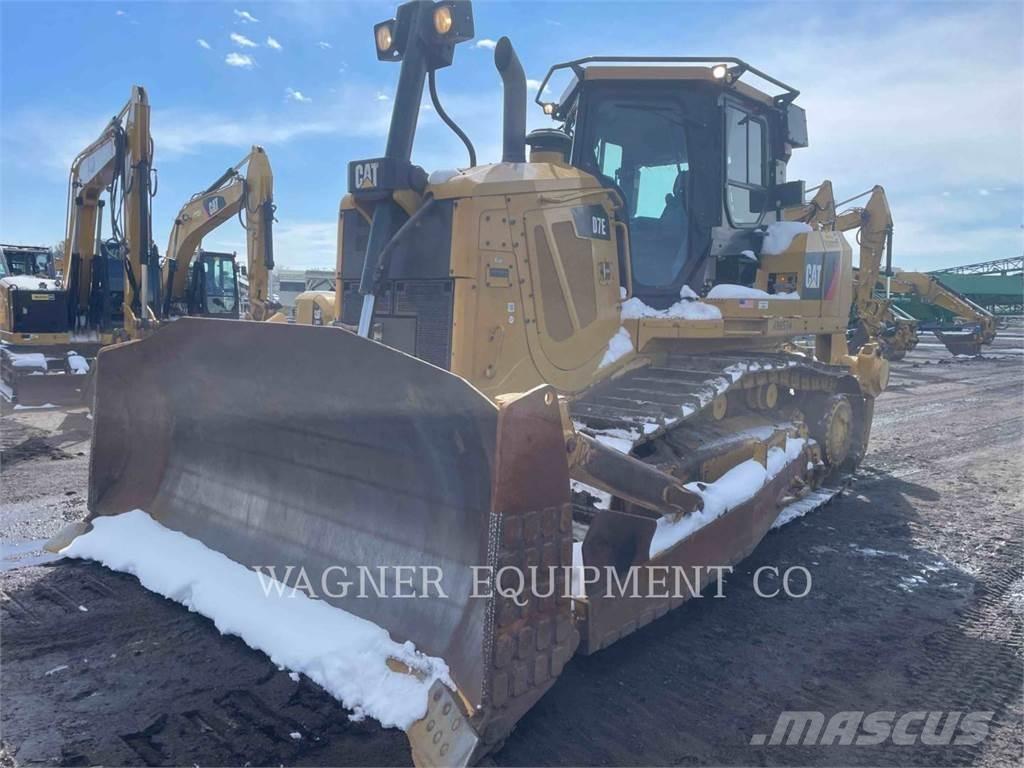 CAT D7E Pásové dozéry