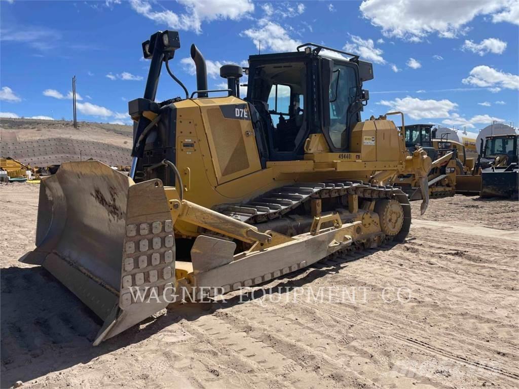 CAT D7E Pásové dozéry