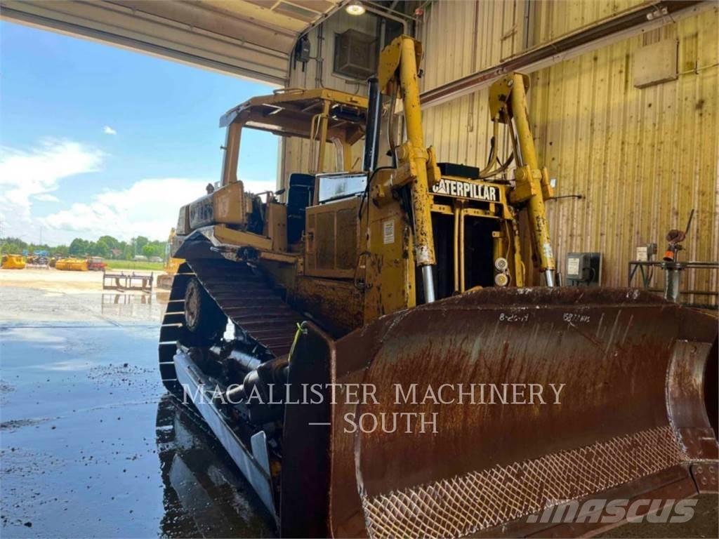 CAT D7R Pásové dozéry