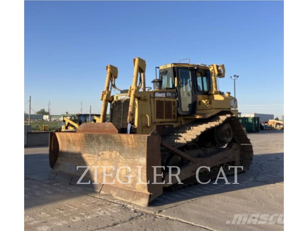 CAT D7R Pásové dozéry