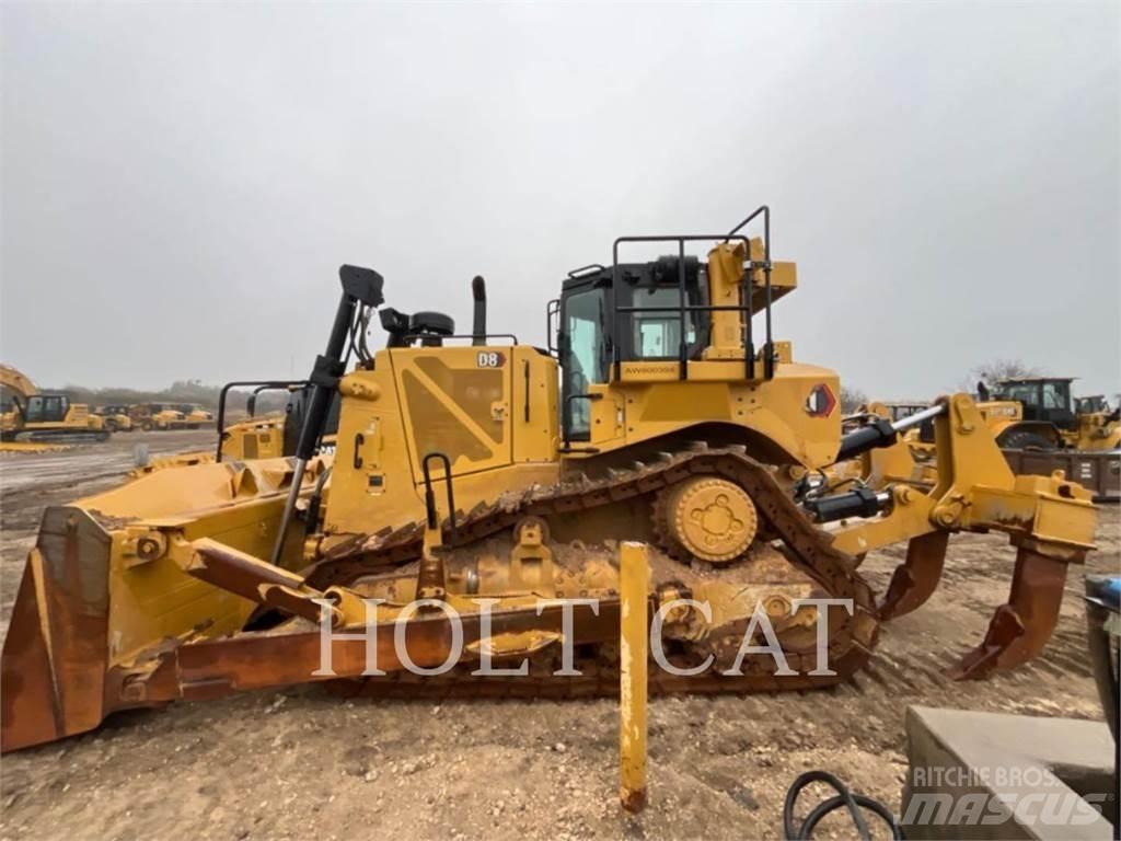 CAT D8 Pásové dozéry