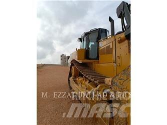 CAT D8R Pásové dozéry