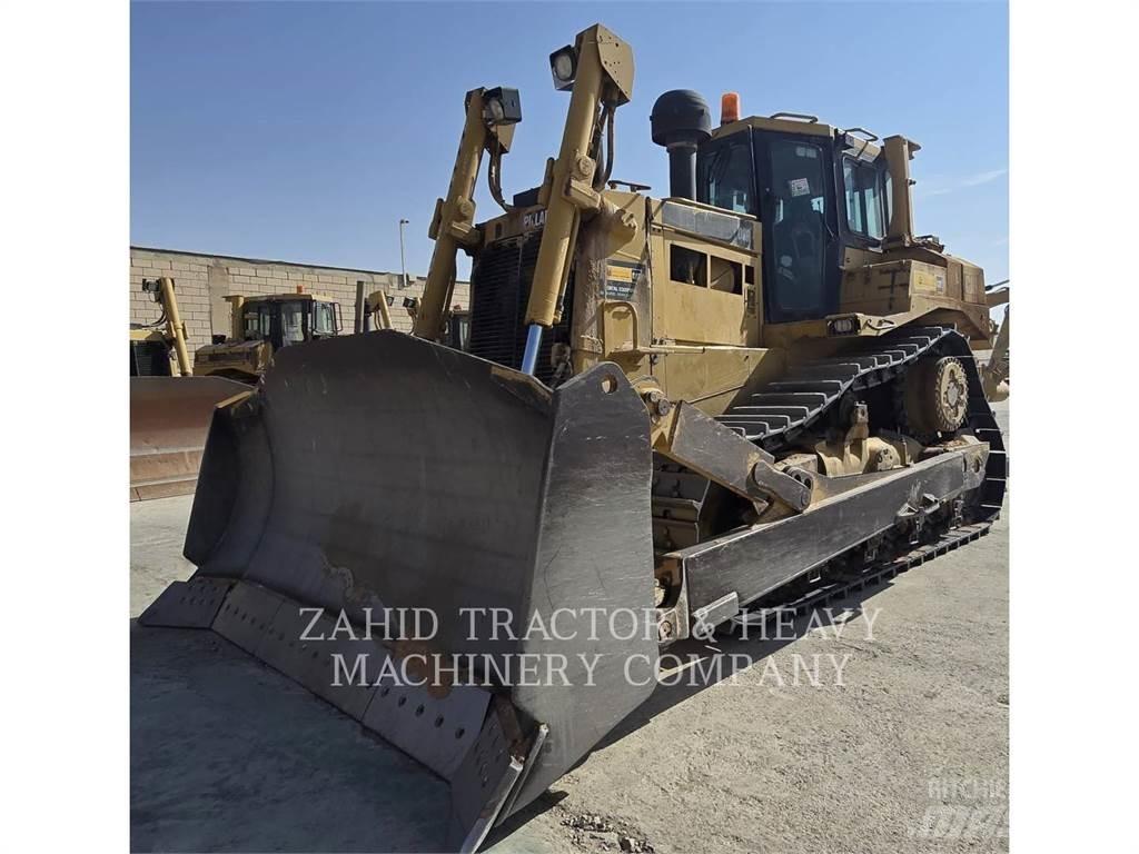 CAT D8R Pásové dozéry