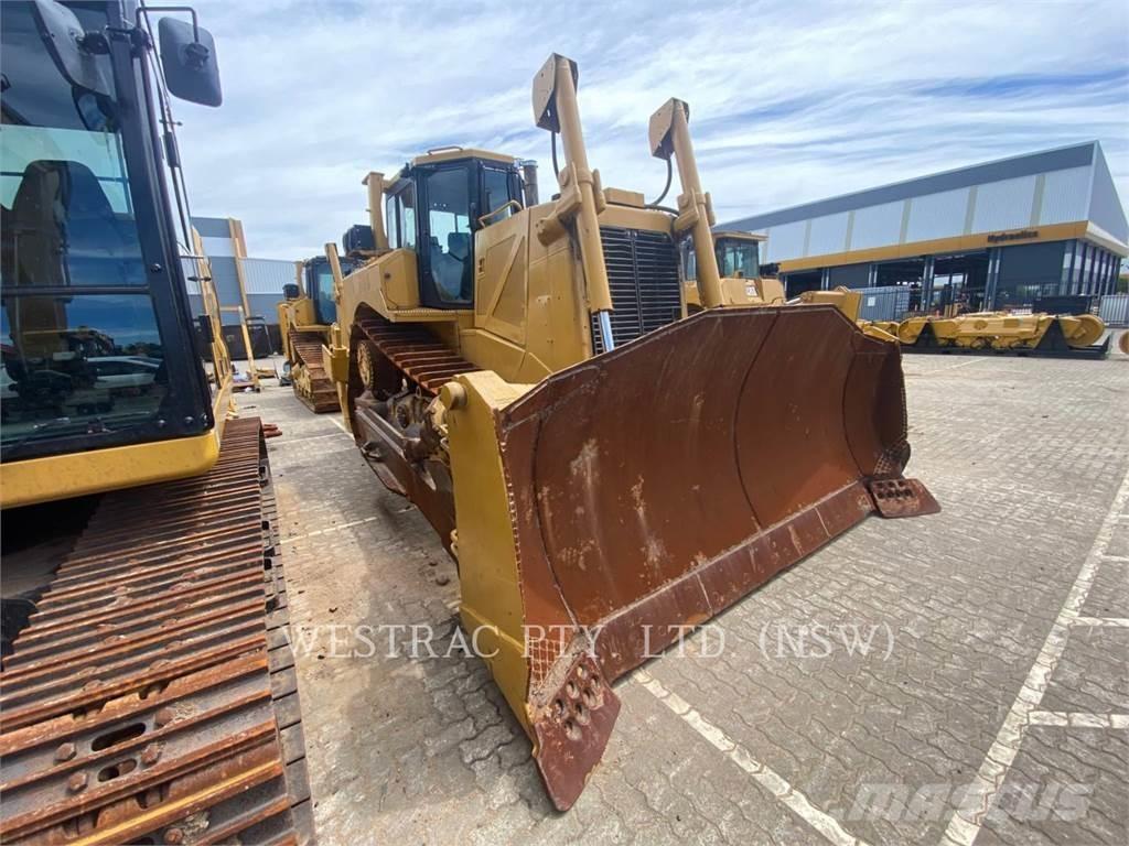 CAT D8T Pásové dozéry