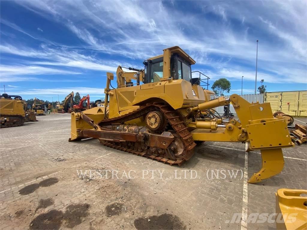 CAT D8T Pásové dozéry