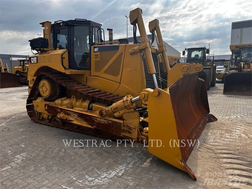 CAT D8T Pásové dozéry