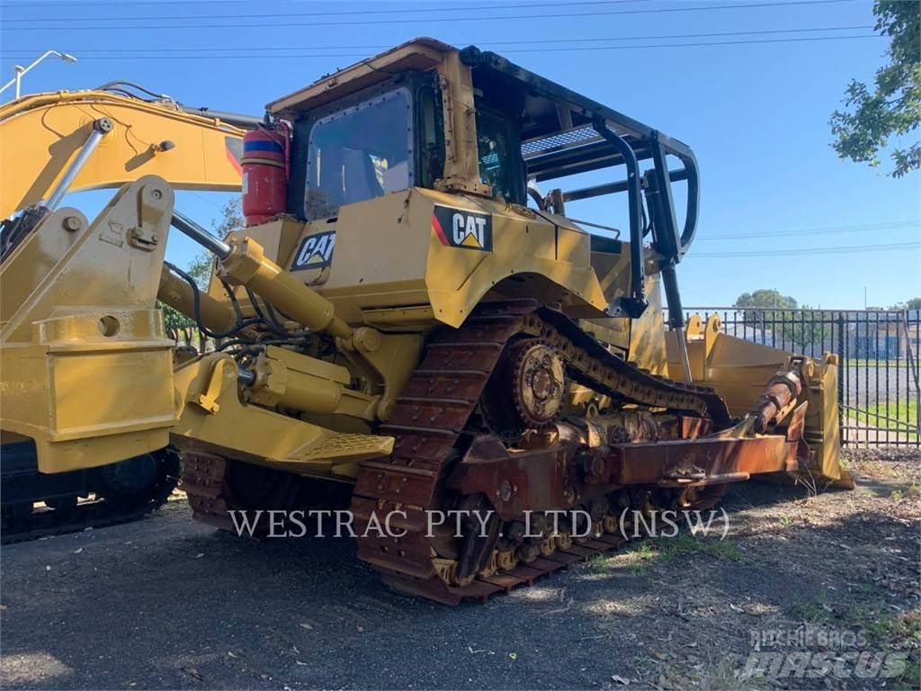 CAT D8T Pásové dozéry