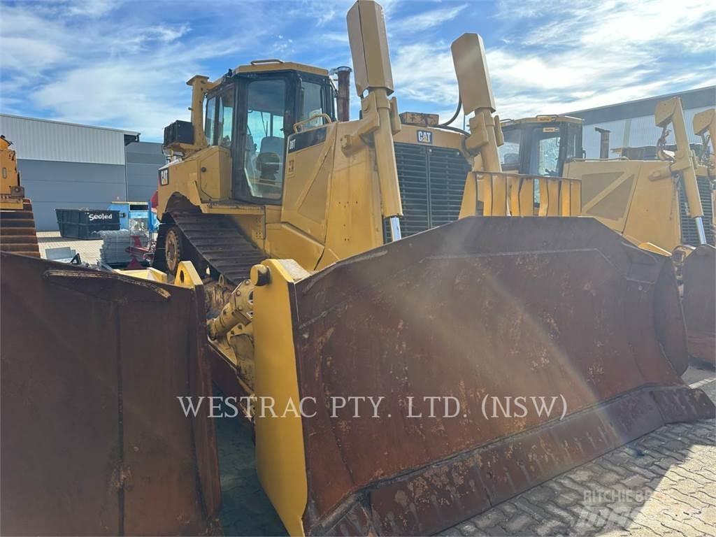 CAT D8T Pásové dozéry