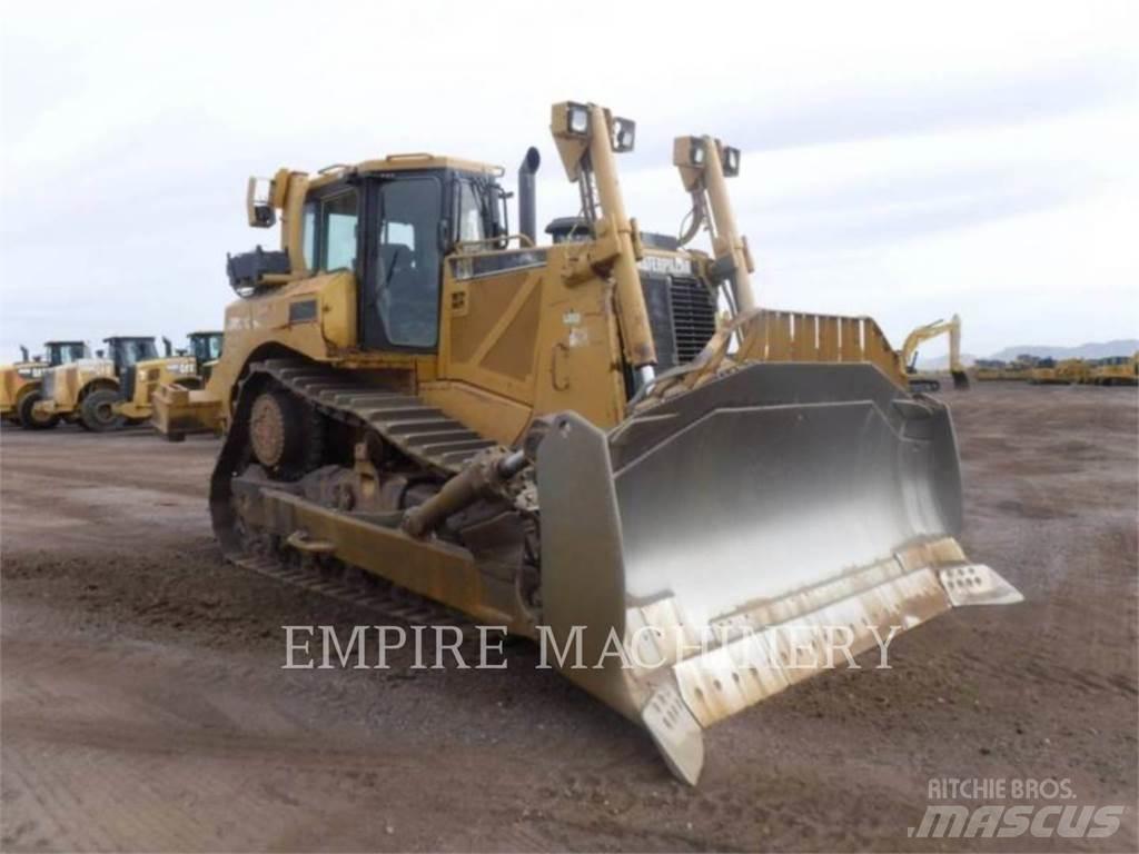CAT D8T Pásové dozéry