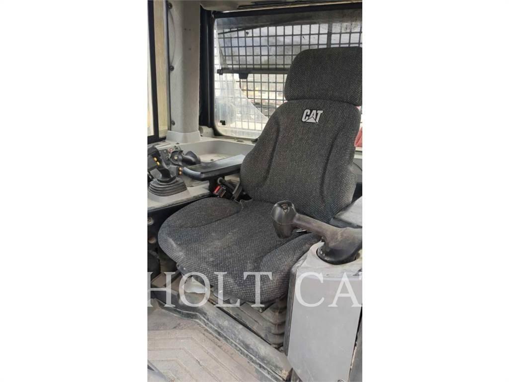 CAT D8T Pásové dozéry