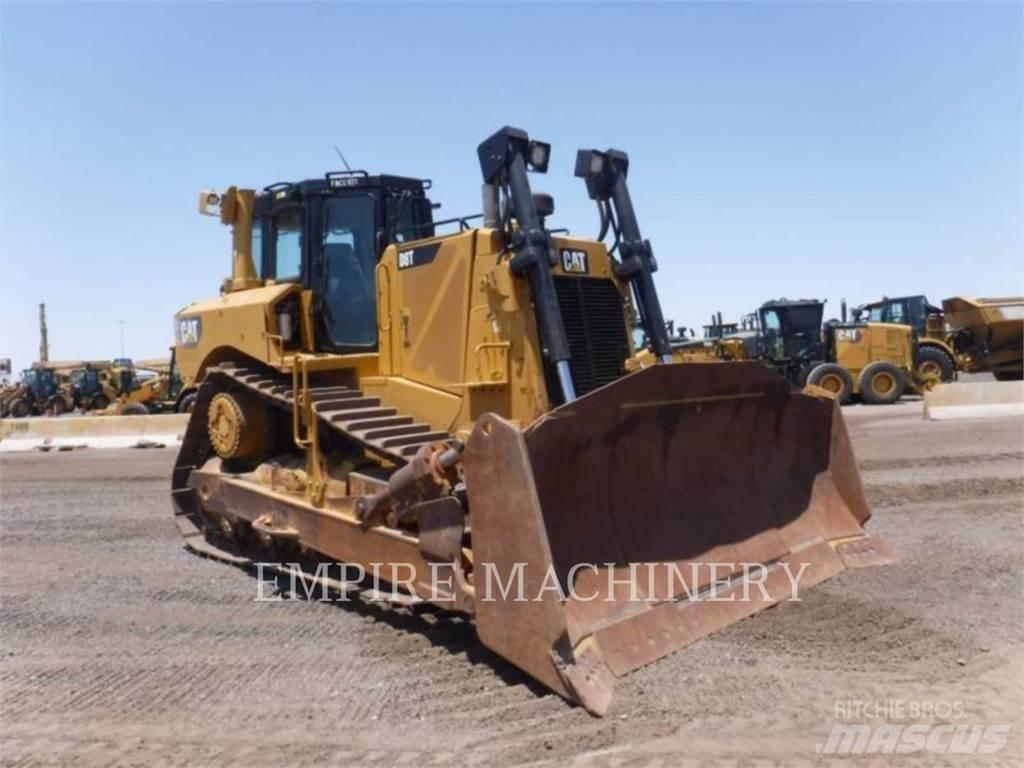 CAT D8T Pásové dozéry