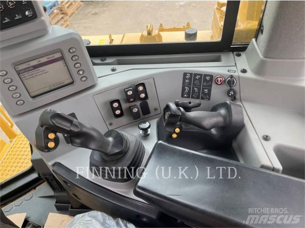 CAT D8T Pásové dozéry