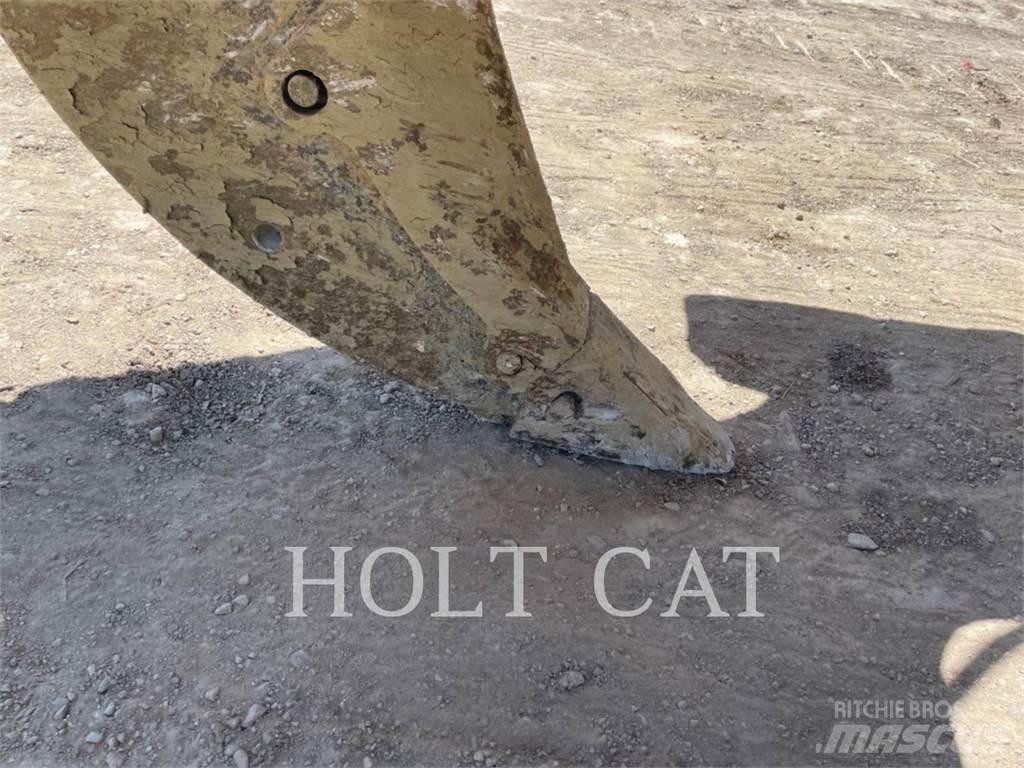 CAT D8T Pásové dozéry