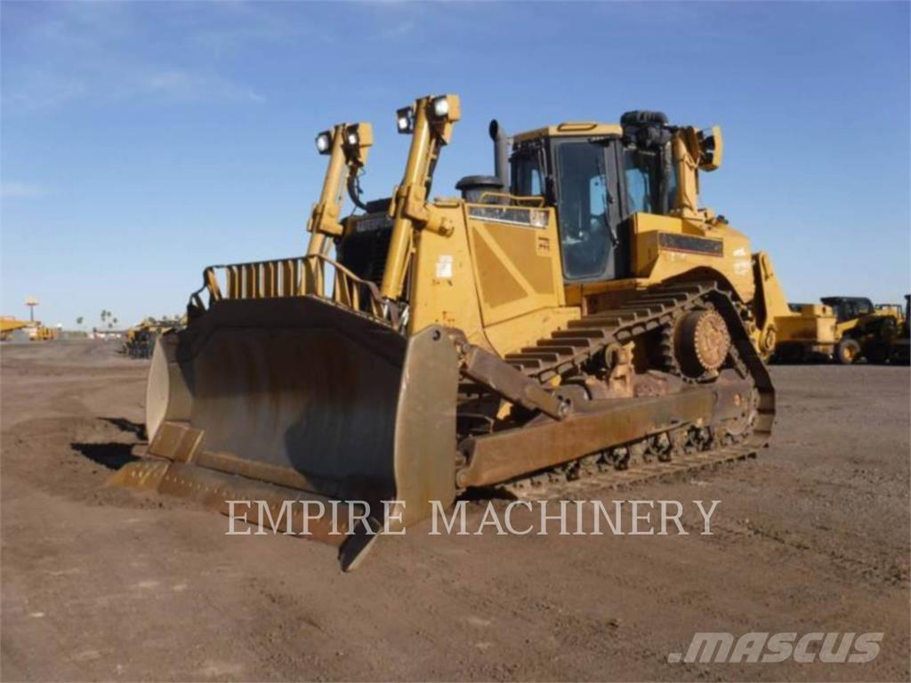 CAT D8T Pásové dozéry