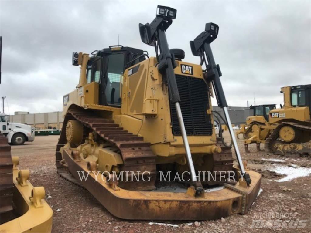 CAT D8T Pásové dozéry