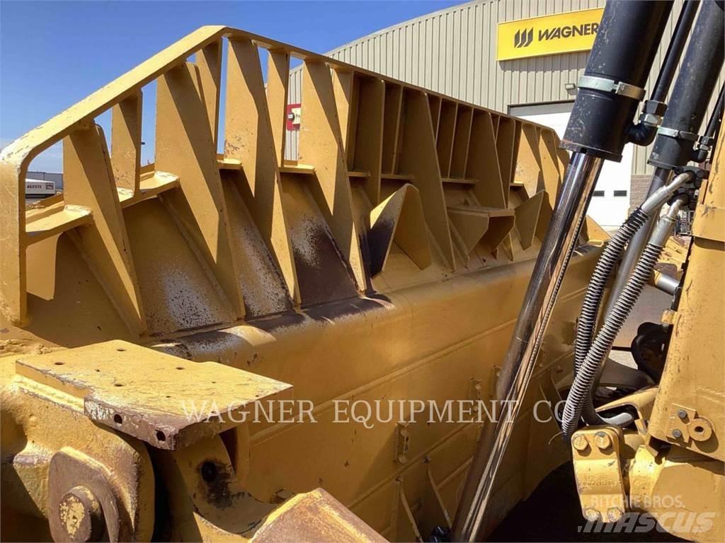 CAT D8T Pásové dozéry
