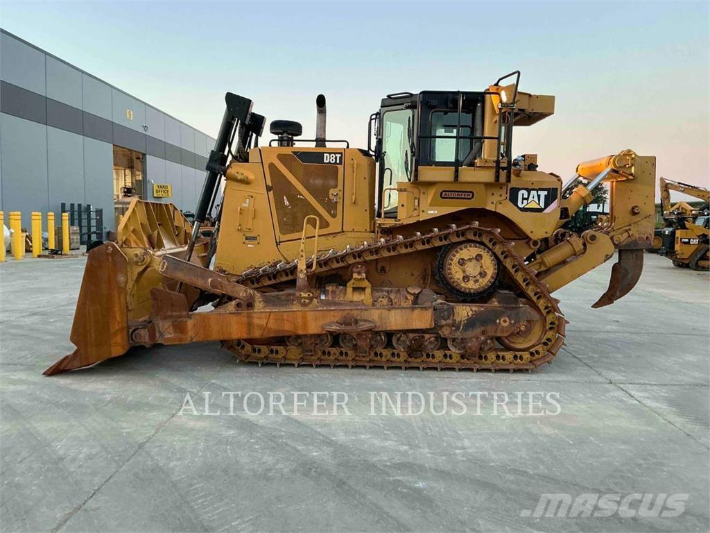 CAT D8T Pásové dozéry