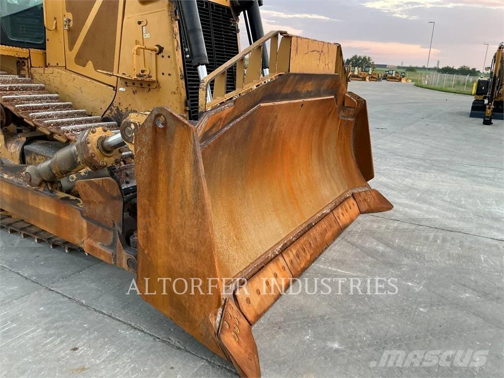 CAT D8T R Pásové dozéry