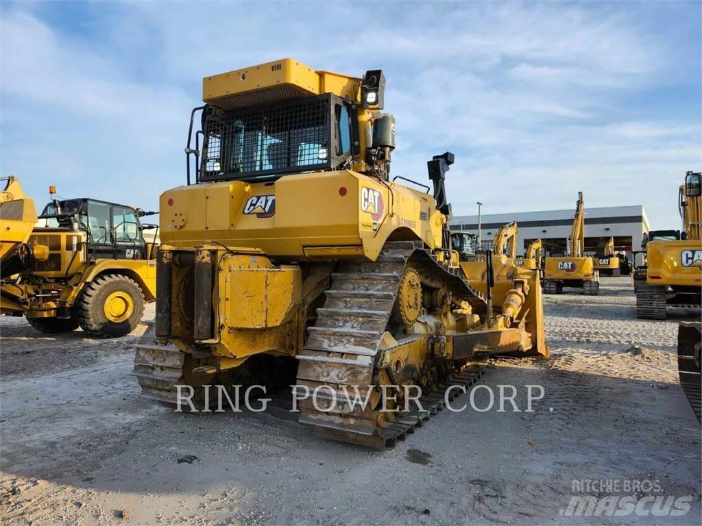 CAT D8WINCH Pásové dozéry
