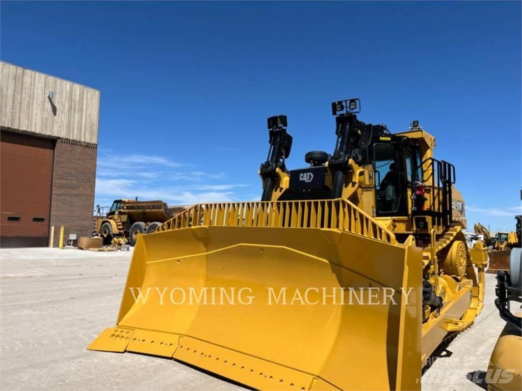 CAT D9 Pásové dozéry