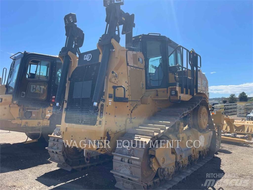 CAT D9 Pásové dozéry