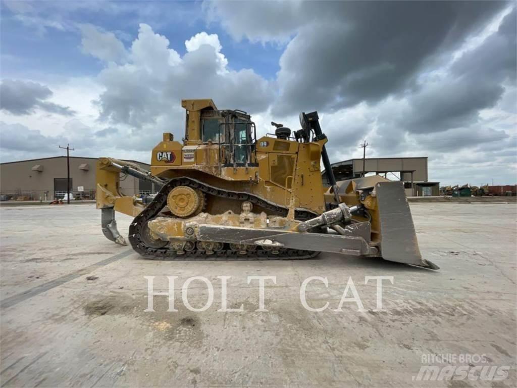 CAT D9 Pásové dozéry