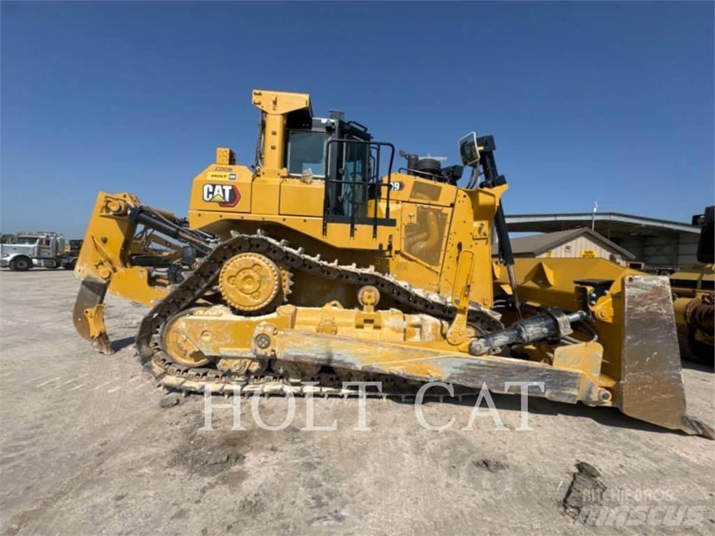 CAT D9 Pásové dozéry