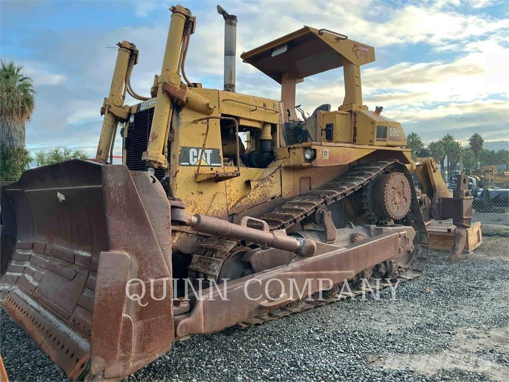 CAT D9L Pásové dozéry