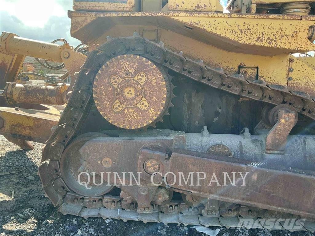 CAT D9L Pásové dozéry
