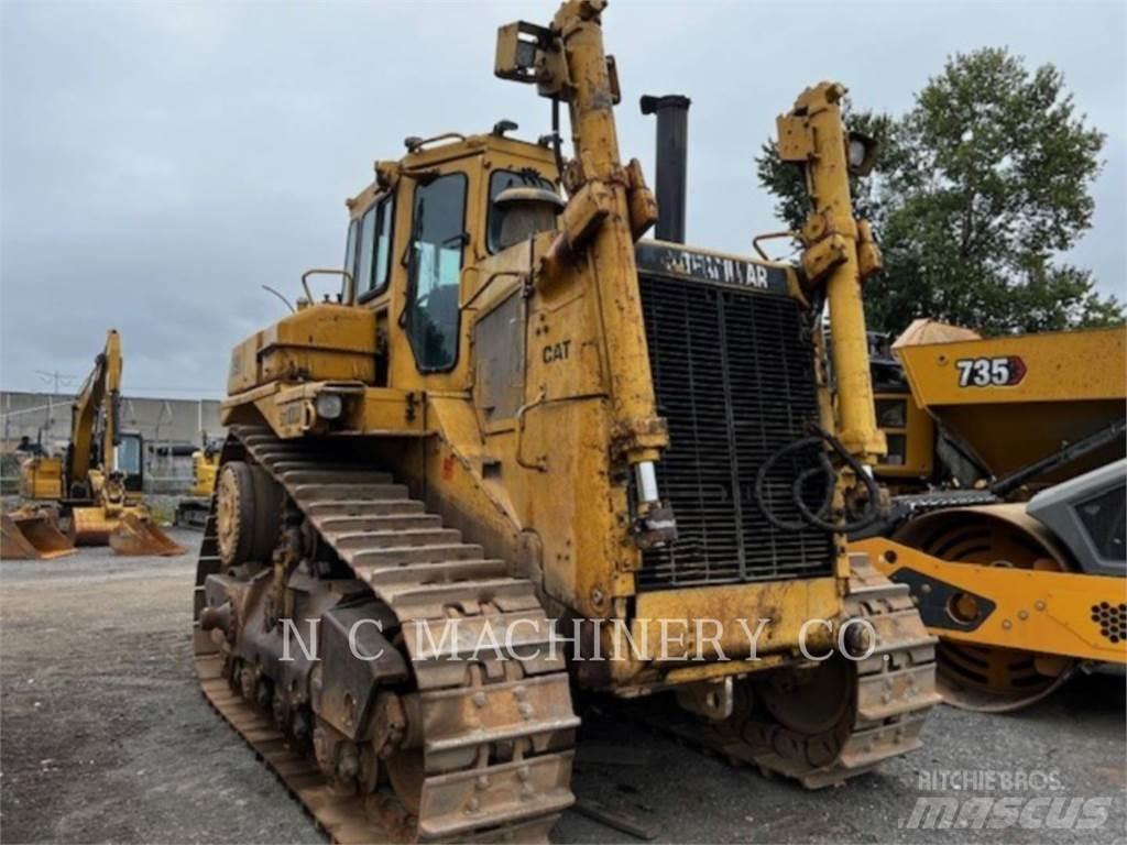 CAT D9N Pásové dozéry