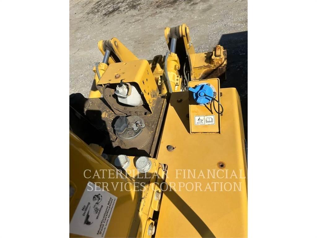 CAT D9T Pásové dozéry