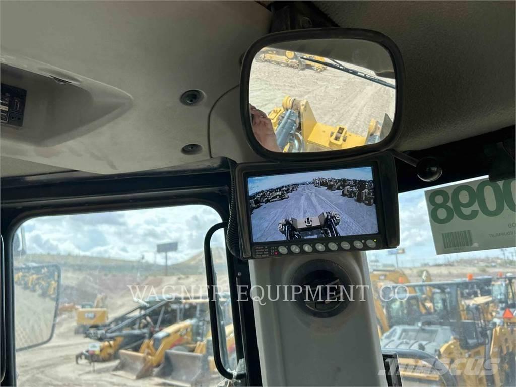 CAT D9T Pásové dozéry