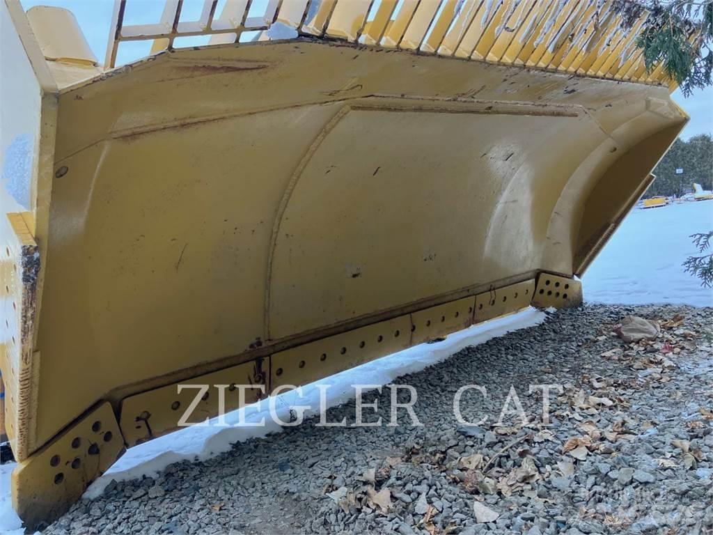 CAT D9TSUBLADE Radlice